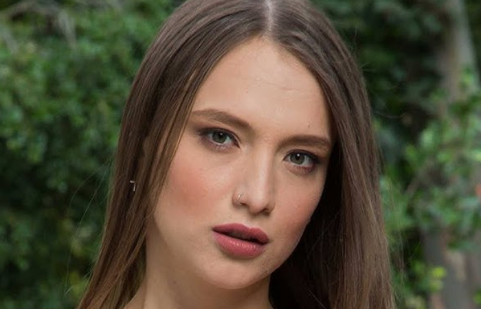 Izzy Lush